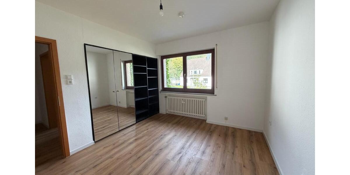 Etagenwohnung Neuss Gnadental - 2 Zimmer, 67 m&sup2;, 740&euro; | Angebot:27577904