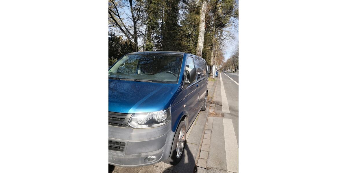 VW T5 Transporter 160.450 km 9.950 &euro; Düsseldorf 40627