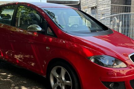Seat Altea 146.000 km 3.900 &euro; Remscheid 42855