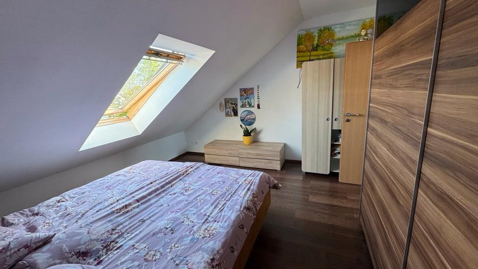 Reihenhaus Solingen Burg - 5 Zimmer, 140 m&sup2;, 460.000&euro; | Angebot:22109110