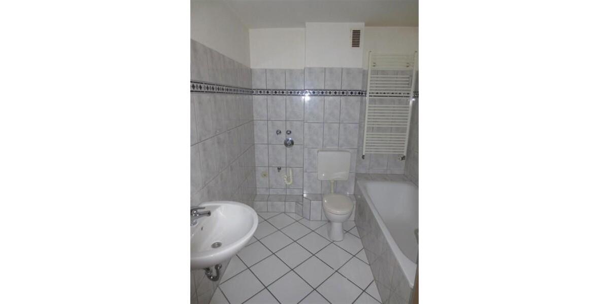 Etagenwohnung Duisburg Duisburg-Mitte - 3 Zimmer, 71 m&sup2;, 530&euro; | Angebot:25881182