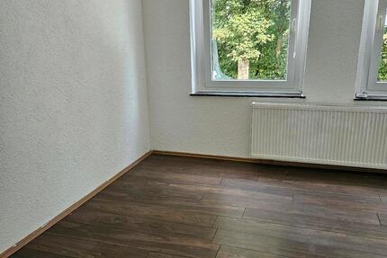 Wohnung Solingen Central - 2 Zimmer, 55 m&sup2;, 490&euro; | Angebot:27545691