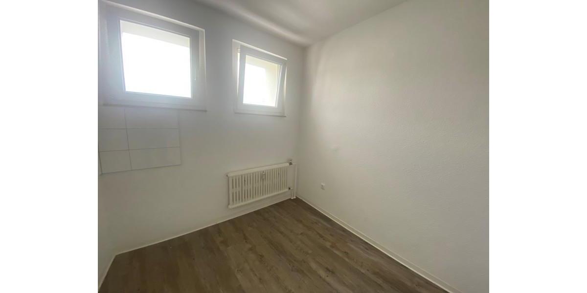 Etagenwohnung Essen Stadtbezirk VI - 3.5 Zimmer, 63 m&sup2;, 629&euro; | Angebot:25881131