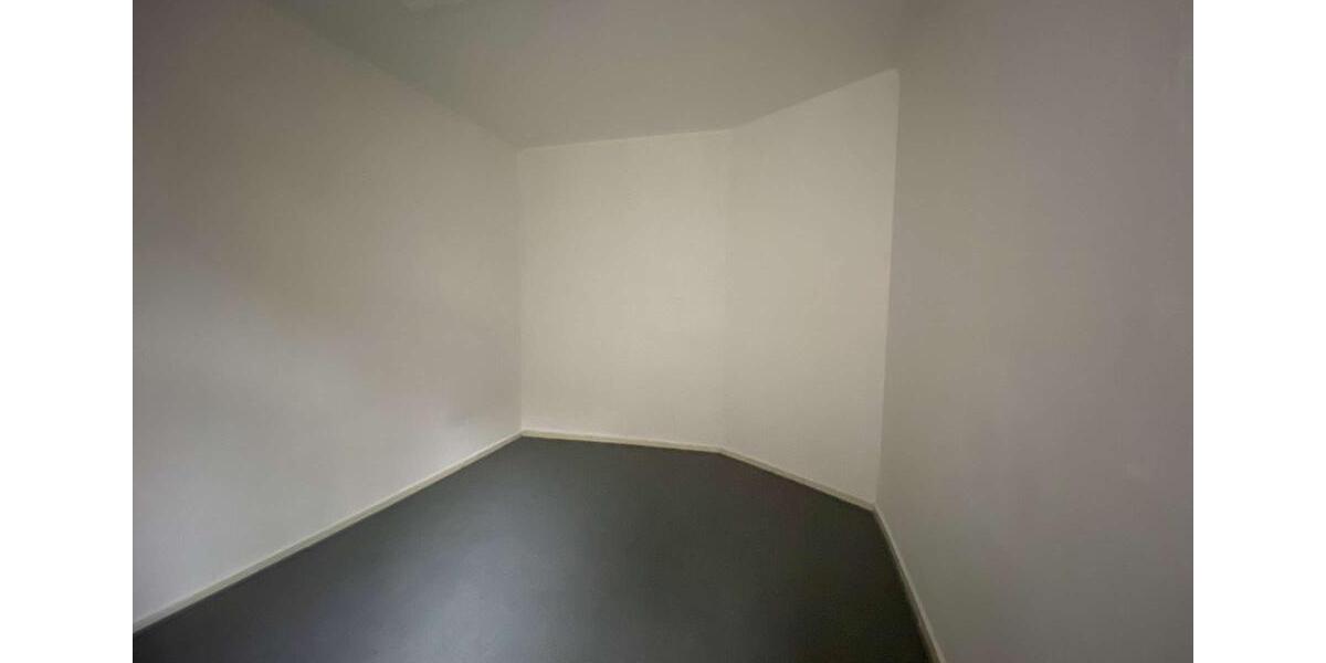 Erdgeschoßwohnung Essen Stadtkern - 2 Zimmer, 33 m&sup2;, 330&euro; | Angebot:25824334