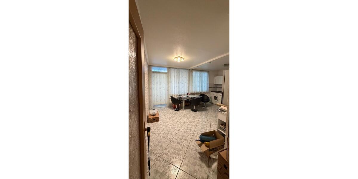 Erdgeschoßwohnung Düsseldorf Stadtbezirk 9 - 3 Zimmer, 98 m&sup2;, 1.700&euro; | Angebot:27551938