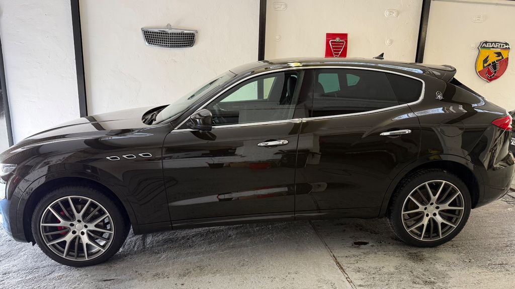 Maserati Levante 119.000 km 28.500 &euro; Wuppertal 42287
