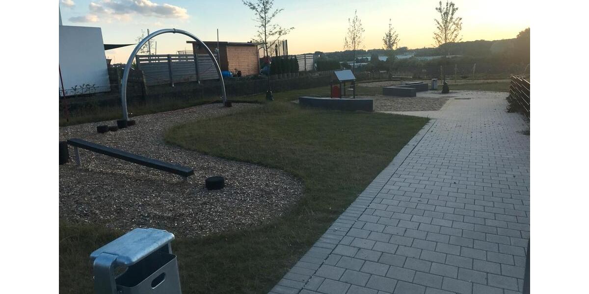 Reihenhaus Wuppertal Dornap - 4 Zimmer, 170 m&sup2;, 1.950&euro; | Angebot:25022697