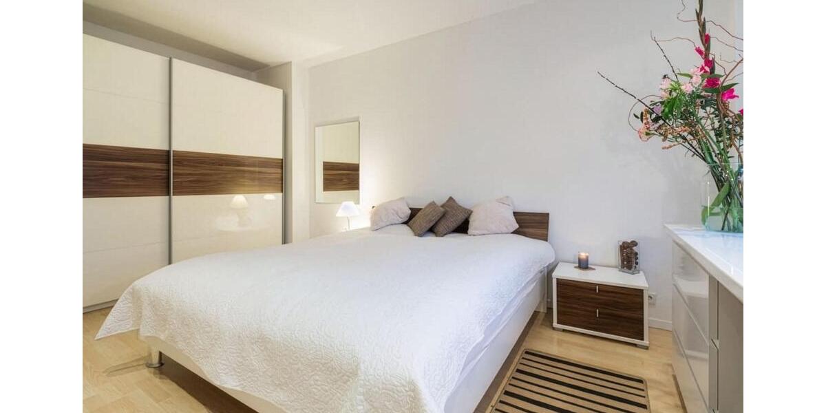 Etagenwohnung Düsseldorf Stadtbezirk 3 - 2 Zimmer, 70 m&sup2;, 2.149&euro; | Angebot:26327605