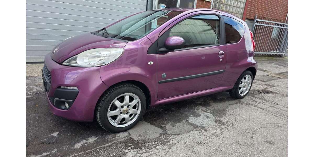 Peugeot 107 99.000 km 2.900 &euro; Oberhausen 46149