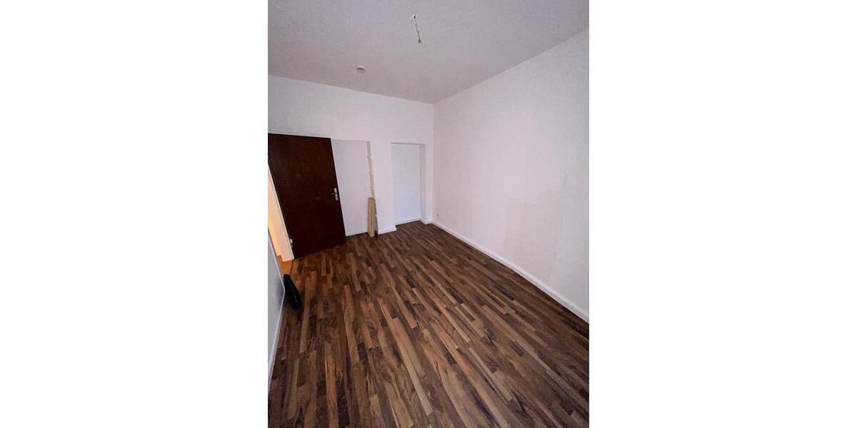 Etagenwohnung Wuppertal Gemarkung Barmen - 3 Zimmer, 75 m&sup2;, 600&euro; | Angebot:24508376