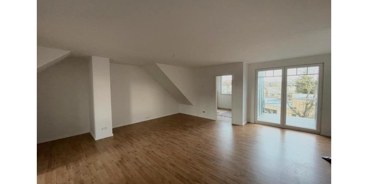 Dachgeschoßwohnung Neuss Augustinusviertel - 2 Zimmer, 80 m&sup2;, 998&euro; | Angebot:27537348