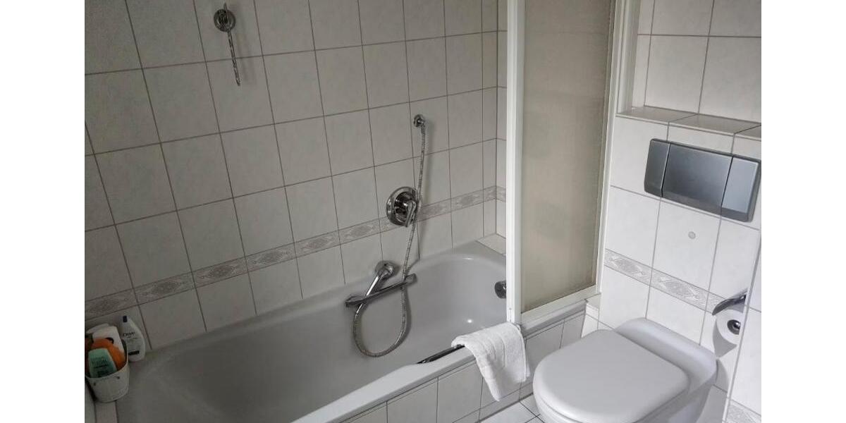 Etagenwohnung Essen Stadtbezirk III - 2.5 Zimmer, 72 m&sup2;, 850&euro; | Angebot:27536491