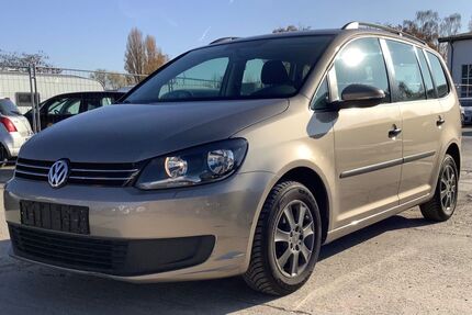 VW Touran 185.000 km 7.490 &euro; Monheim am Rhein 40789