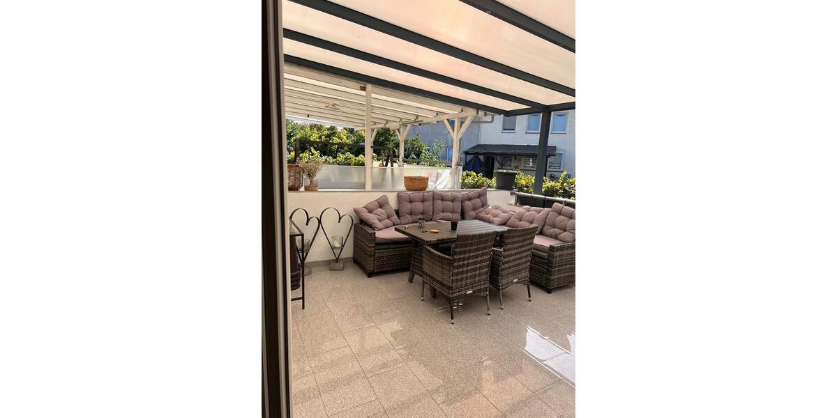 Reihenhaus Duisburg Mittelmeiderich - 4 Zimmer, 150 m&sup2;, 400.000&euro; | Angebot:27502880