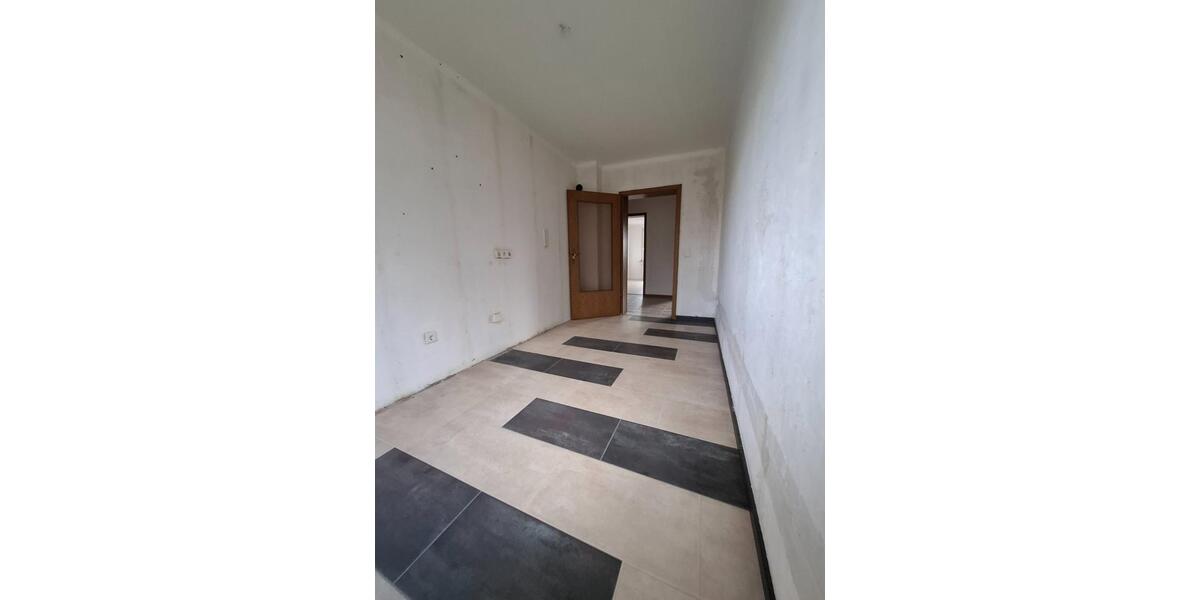 Etagenwohnung Duisburg Ruhrort - 3 Zimmer, 68 m&sup2;, 650&euro; | Angebot:22081132