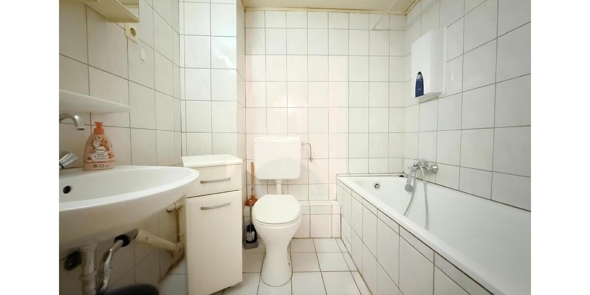 Etagenwohnung Krefeld - 4 Zimmer, 60 m&sup2;, 500&euro; | Angebot:25320603