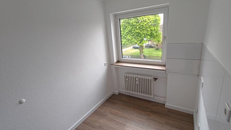 Etagenwohnung Oberhausen Schmachtendorf - 3 Zimmer, 68 m&sup2;, 748&euro; | Angebot:26250311
