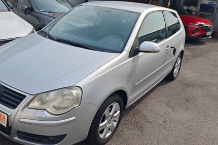 VW Polo 164.000 km 2.950 &euro; Essen 45136