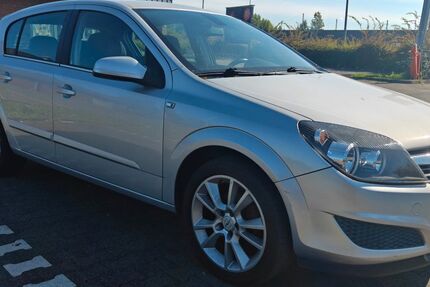 Opel Astra 145.243 km 3.100 &euro; Neuss 44162