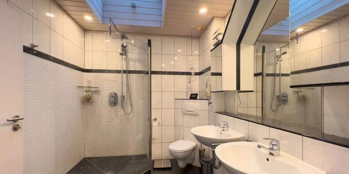 Doppelhaushälfte Solingen Höhscheid - 6 Zimmer, 171 m&sup2;, 519.000&euro; | Angebot:25698476