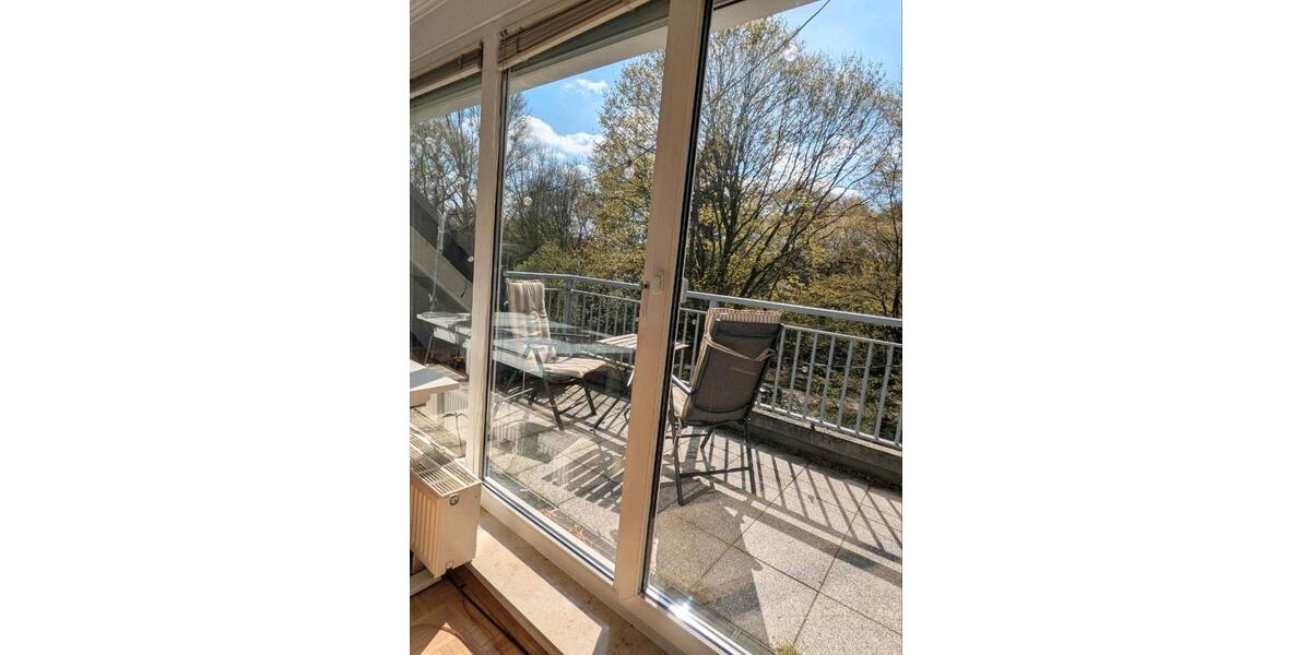 Etagenwohnung Düsseldorf Stadtbezirk 9 - 2 Zimmer, 67 m&sup2;, 1.250&euro; | Angebot:25922799