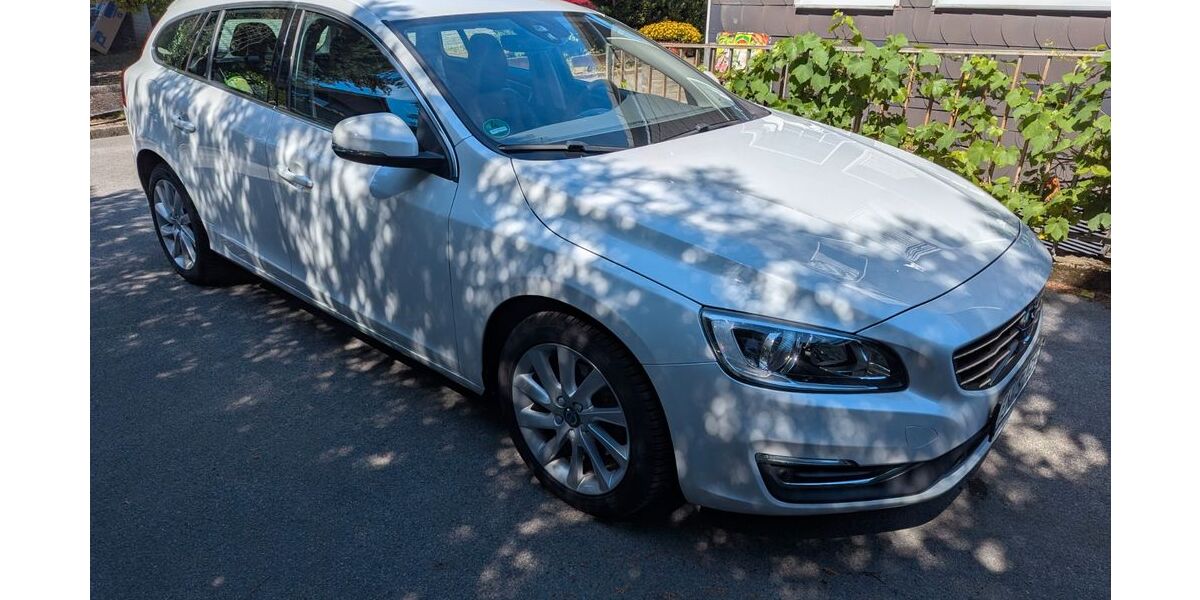 Volvo V60 95.000 km 15.990 &euro; Sprockhövel 45549
