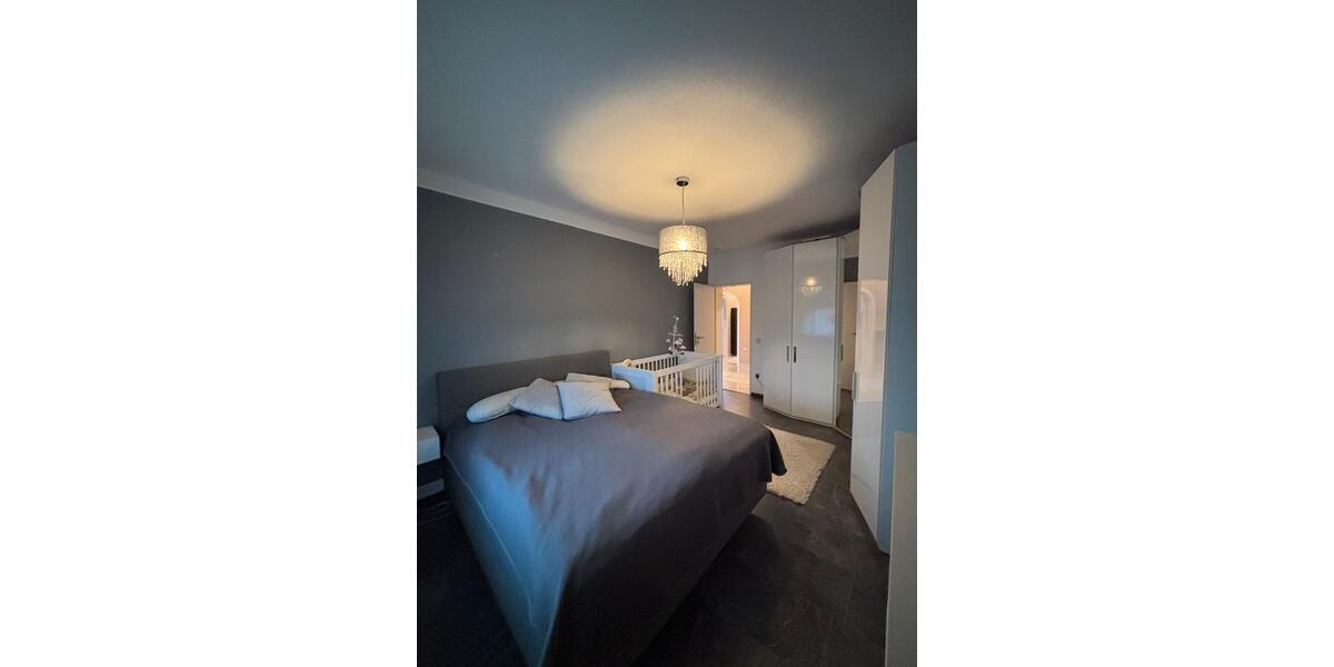 Dachgeschoßwohnung Essen Stadtbezirk VI - 3 Zimmer, 70 m&sup2;, 120.000&euro; | Angebot:27196434