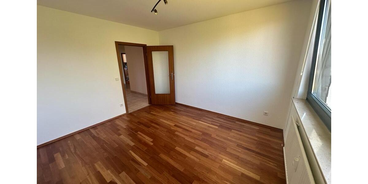 Etagenwohnung Düsseldorf Stadtbezirk 8 - 3 Zimmer, 80 m&sup2;, 399.000&euro; | Angebot:26556568