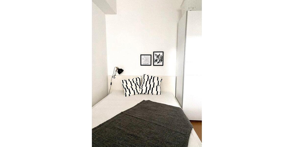 Etagenwohnung Düsseldorf Oberbilk - 2 Zimmer, 39 m&sup2;, 195.000&euro; | Angebot:27201141
