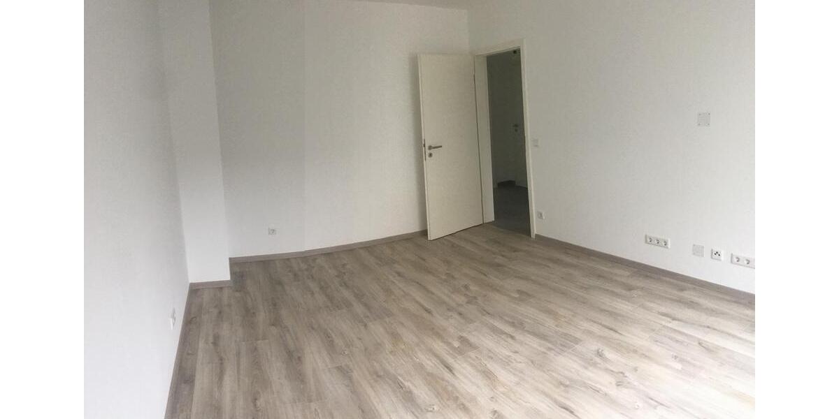 Etagenwohnung Wuppertal Gemarkung Elberfeld - 2 Zimmer, 65 m&sup2;, 650&euro; | Angebot:25830511