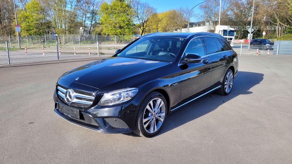 Mercedes-Benz C 300 192.500 km 20.900 &euro; Essen 45356