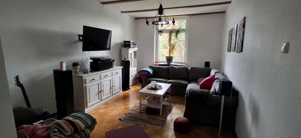 Etagenwohnung Essen Stadtbezirk V - 1 Zimmer, 95 m&sup2;, 930&euro; | Angebot:27545420