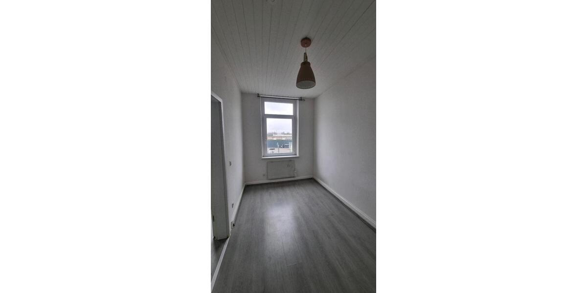 Etagenwohnung Krefeld Cracau - 2 Zimmer, 40 m&sup2;, 530&euro; | Angebot:25968659