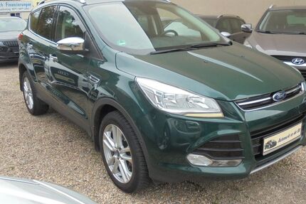 Ford Kuga 87.300 km 9.990 &euro; Duisburg 47249