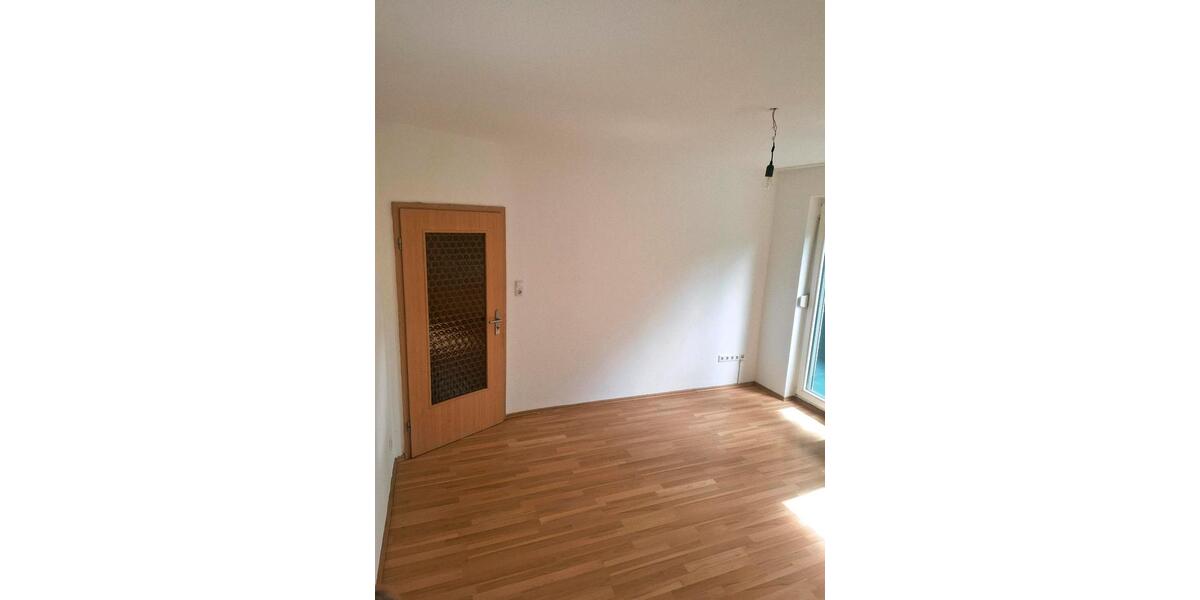 Erdgeschoßwohnung Düsseldorf Stadtbezirk 5 - 3 Zimmer, 55 m&sup2;, 239.000&euro; | Angebot:27022401