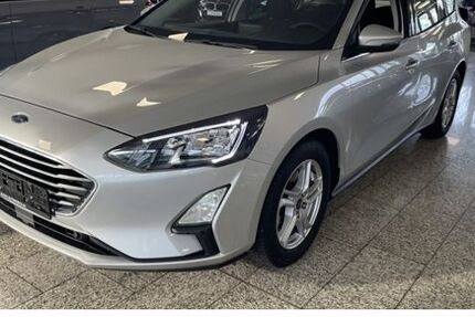 Ford Focus 38.206 km 14.485 &euro; Wuppertal 42329