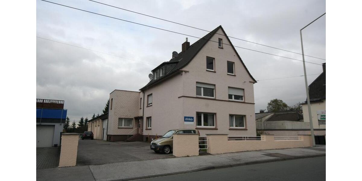 Etagenwohnung Solingen Mitte - 4 Zimmer, 113 m&sup2;, 1.100&euro; | Angebot:25642599