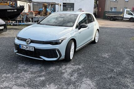 VW Golf 40.836 km 34.100 &euro; Oberhausen 46117