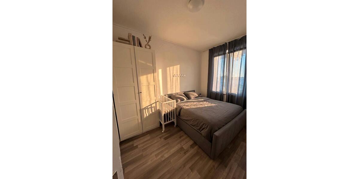 Etagenwohnung Gelsenkirchen Ückendorf - 3 Zimmer, 78 m&sup2;, 570&euro; | Angebot:27547079