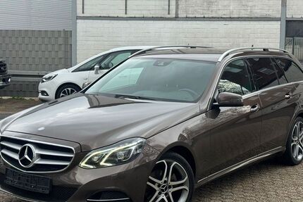 Mercedes-Benz E 220 150.000 km 14.800 &euro; Düsseldorf 40233