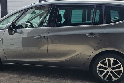 Opel Zafira 122.877 km 11.780 &euro; Hattingen 45525