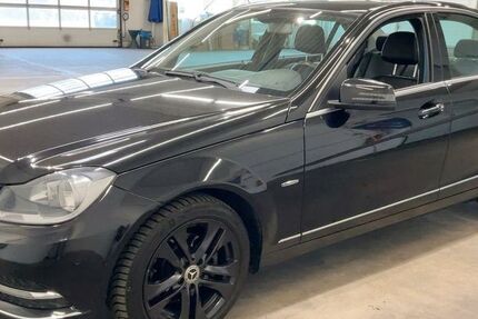 Mercedes-Benz C 220 254.220 km 3.500 &euro; Neuss 41462