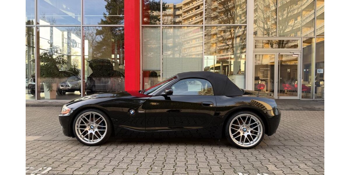 BMW Z4 129.000 km 19.999 &euro; Düsseldorf 40215