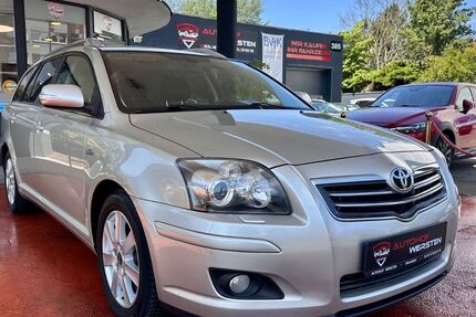 Toyota Avensis 214.061 km 3.990 &euro; Düsseldorf 40589