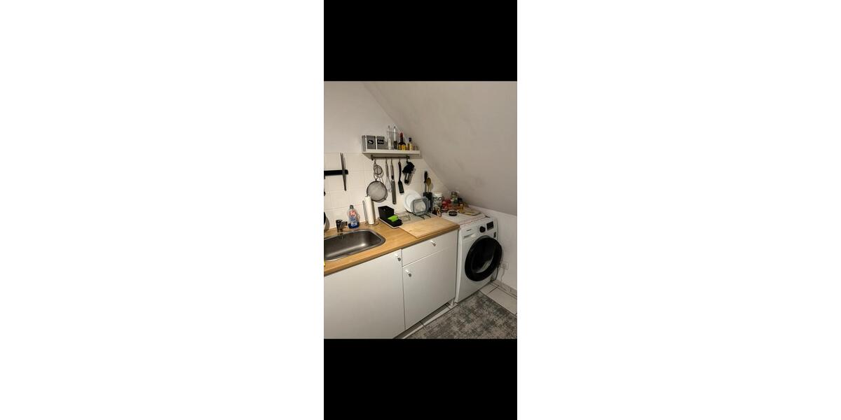 Dachgeschoßwohnung Essen Stadtbezirk II - 2 Zimmer, 55 m&sup2;, 675&euro; | Angebot:25882220
