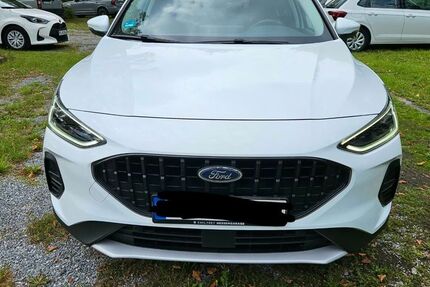 Ford Focus 24.500 km 17.600 &euro; Neuss 41470