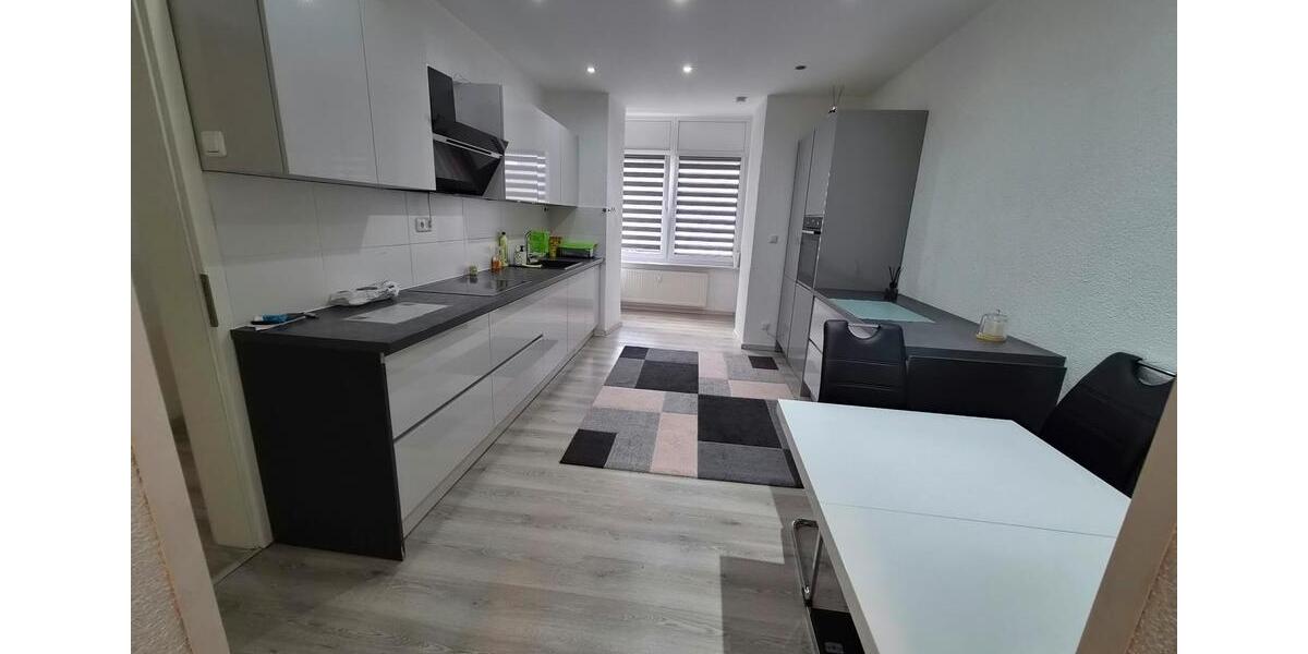 Erdgeschoßwohnung Duisburg Duisburg-Mitte - 2 Zimmer, 60 m&sup2;, 1.500&euro; | Angebot:27541998