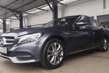 Mercedes-Benz C 220 330.000 km 9.500 &euro; Duisburg 47169