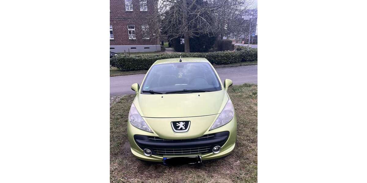 Peugeot 207 220.221 km 1.800 &euro; Neuss 41470