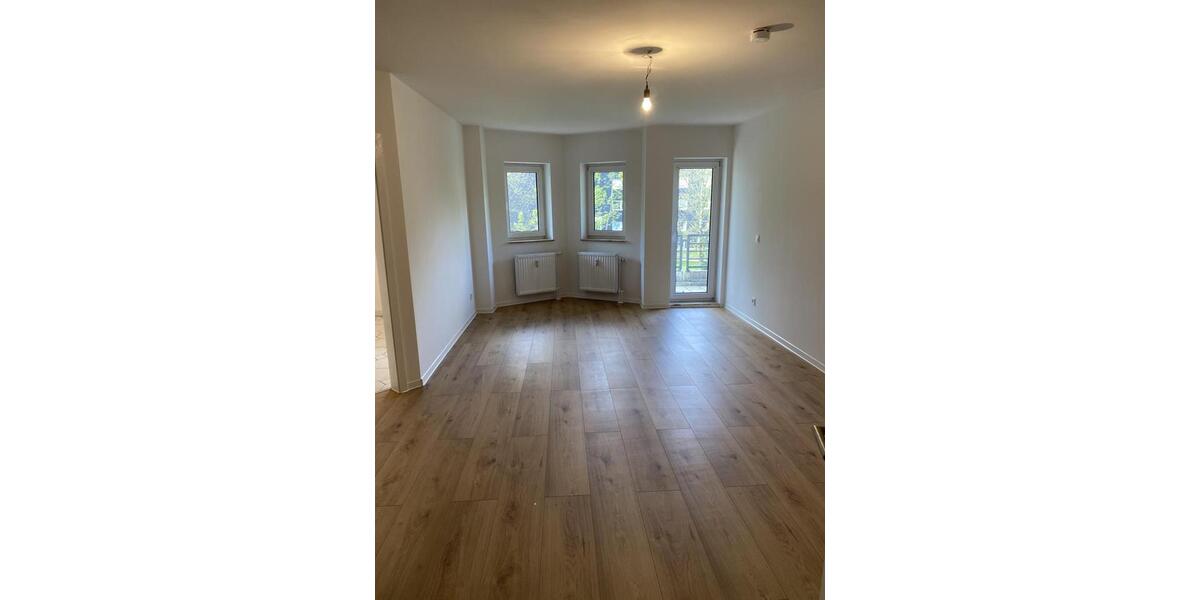 Etagenwohnung Velbert Velbert-Mitte - 2 Zimmer, 69 m&sup2;, 559&euro; | Angebot:26375764